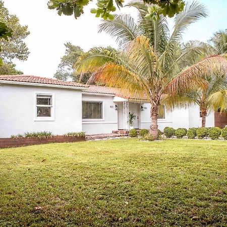 House With Pool, 10 Mins Drive To The Beach! Vila Miami Shores Exterior foto