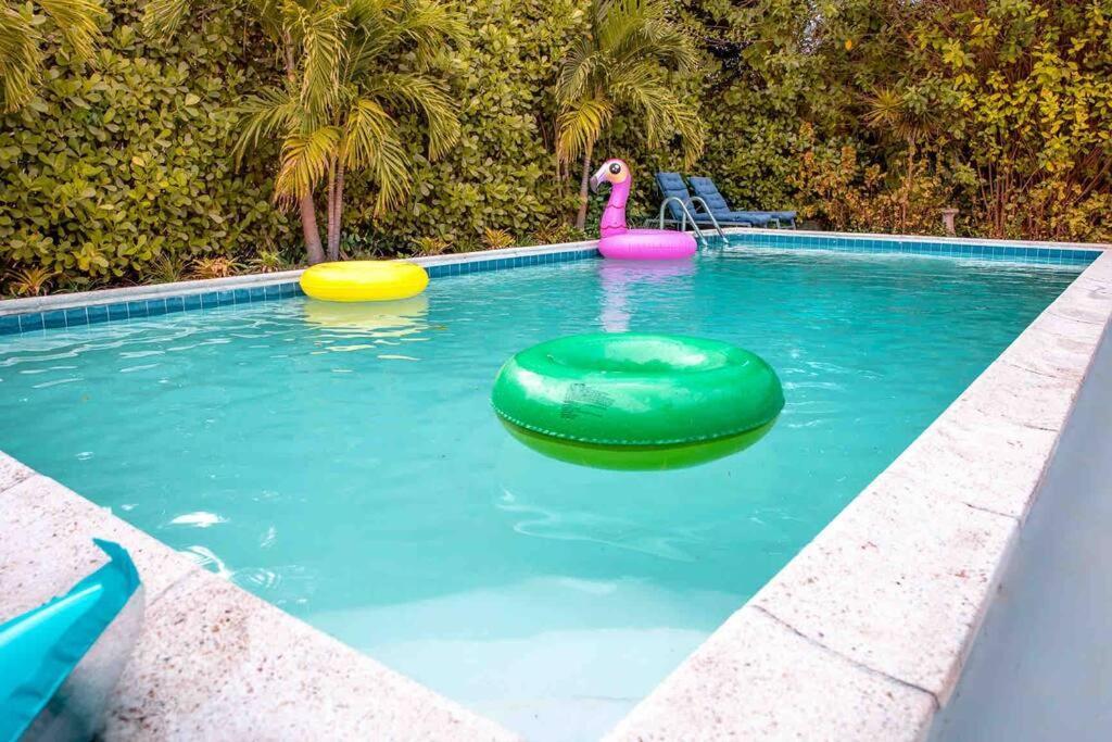 House With Pool, 10 Mins Drive To The Beach! Vila Miami Shores Exterior foto