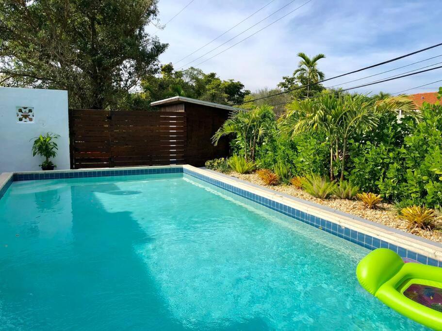 House With Pool, 10 Mins Drive To The Beach! Vila Miami Shores Exterior foto