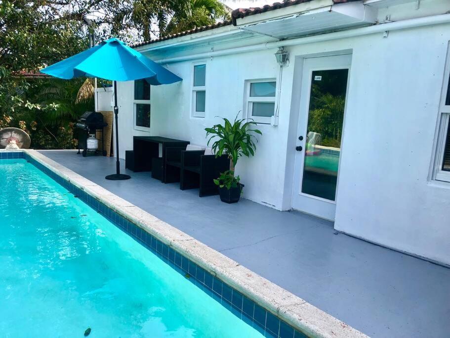 House With Pool, 10 Mins Drive To The Beach! Vila Miami Shores Exterior foto