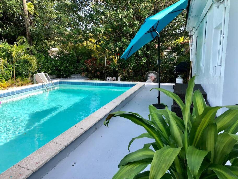 House With Pool, 10 Mins Drive To The Beach! Vila Miami Shores Exterior foto