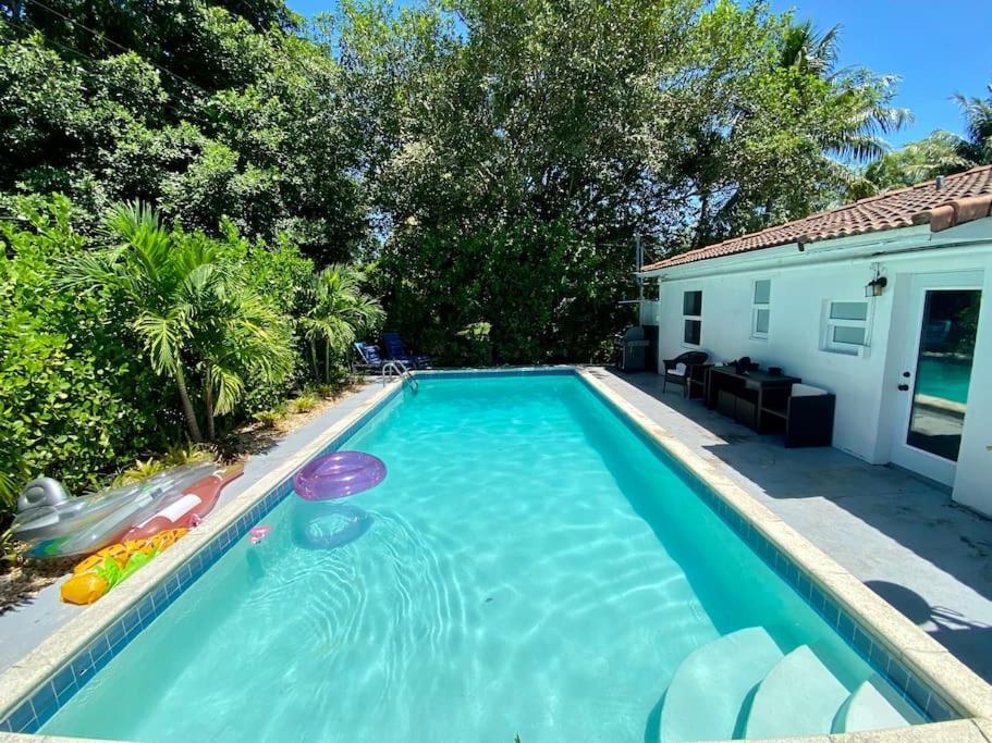 House With Pool, 10 Mins Drive To The Beach! Vila Miami Shores Exterior foto