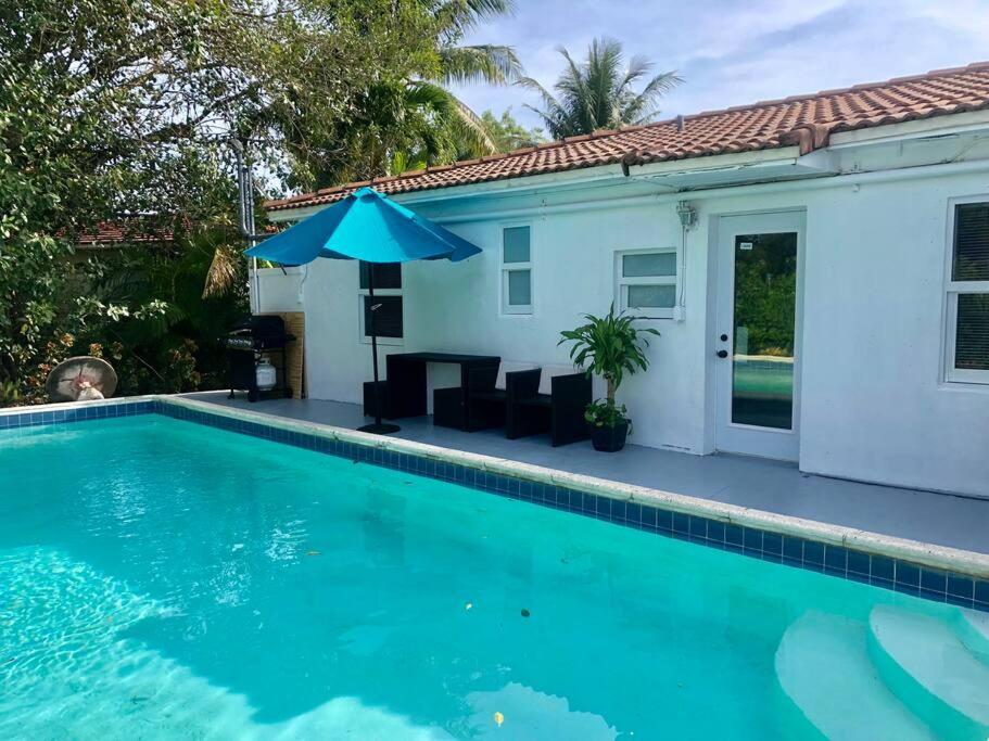 House With Pool, 10 Mins Drive To The Beach! Vila Miami Shores Exterior foto